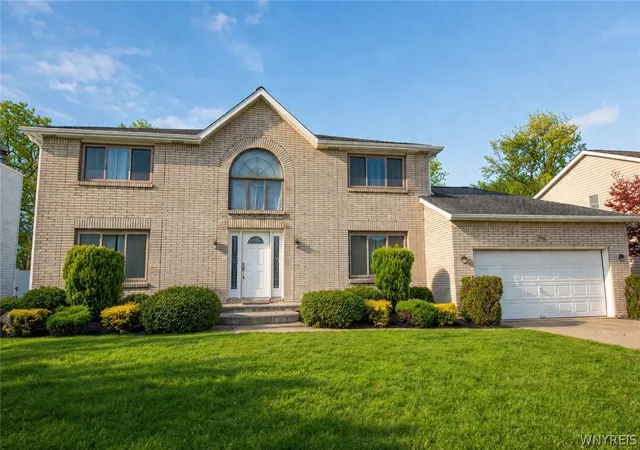 1st image of 5 Hidden Trl, Lancaster, NY 14086 | MLS# B1678617
