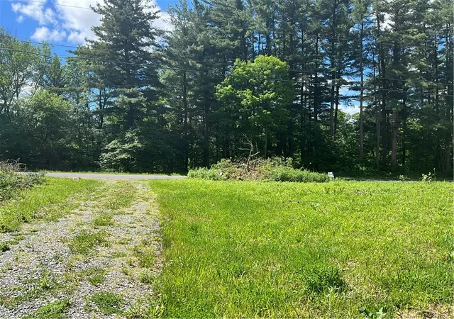 Photo 5 of House for sale at 6471 Crofoot Rd, Moravia, NY 13118 | MLS# R1678925 | Listing updated on 2026-06-08