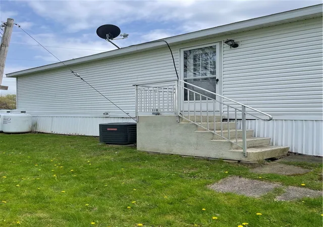4th image of 13 Crestline Dr, Avon, NY 14414 | MLS# R1678855