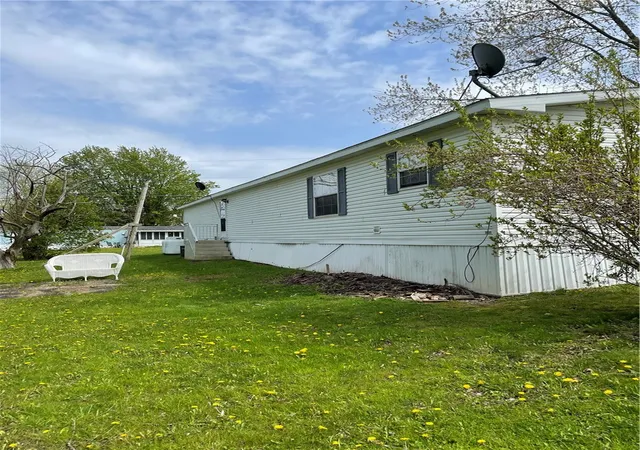 5th image of 13 Crestline Dr, Avon, NY 14414 | MLS# R1678855