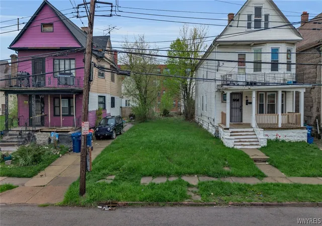 Homes for sale in Buffalo, NY | 465 Koons Ave, Buffalo, NY 14211 | MLS# B1679028