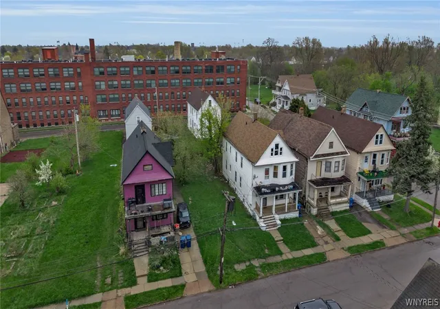 Homes for sale in Buffalo, NY | 465 Koons Ave, Buffalo, NY 14211 | MLS# B1679028