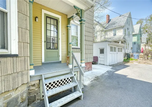 4th image of 485 Meigs St, Rochester, NY 14607 | MLS# R1676229