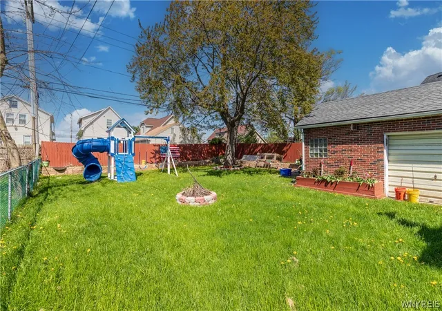45th image of 92 Mapleview Rd, Buffalo, NY 14225 | MLS# B1678905