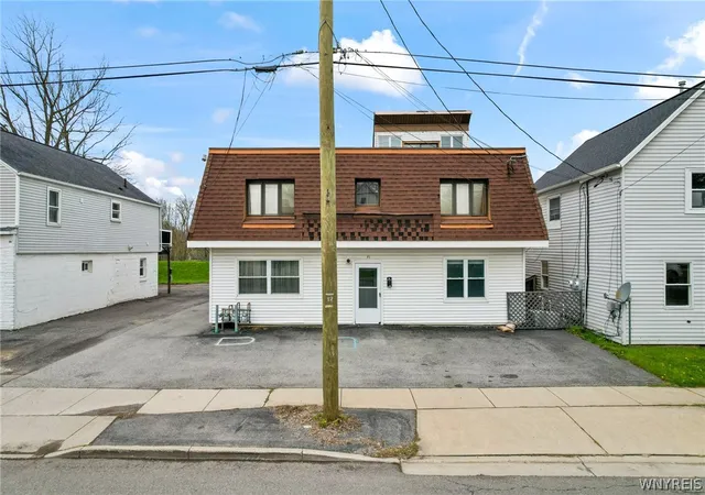 2nd image of 71 Saint John St, Lancaster, NY 14086 | MLS# B1678197