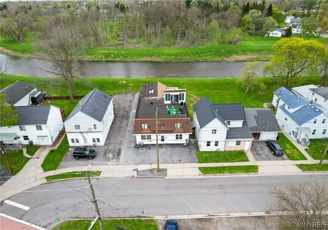 4th image of 71 Saint John St, Lancaster, NY 14086 | MLS# B1678197