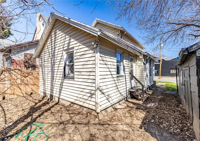 Homes for sale in Rochester, NY | 223 Orchard St, Rochester, NY 14606 | MLS# R1678948