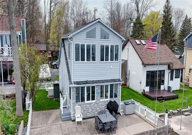 Homes for sale in Hamlin, NY | 5852 W Wautoma Beach Rd, Hamlin, NY 14468 | MLS# R1678971