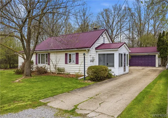 Homes for sale in Grand Island, NY | 3287 Whitehaven Rd, Grand Island, NY 14072 | MLS# B1678510