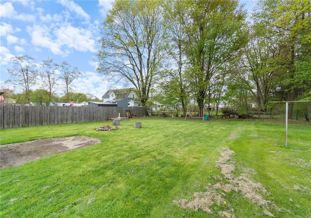 Homes for sale in Lyons, NY | 37 Holley St, Lyons, NY 14489 | MLS# R1676298