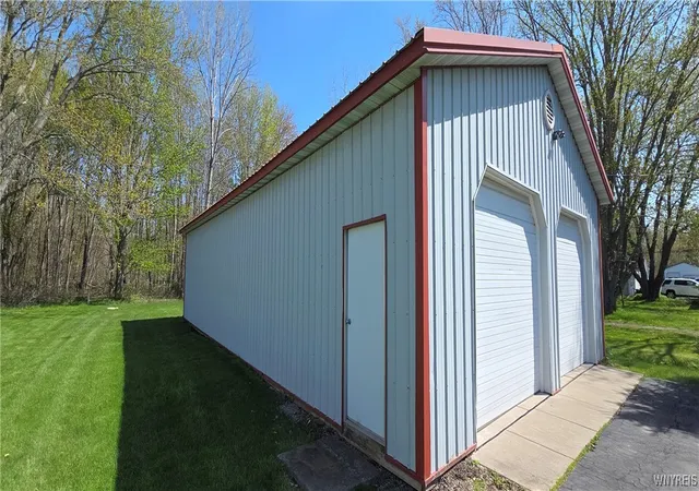 4th image of 6191 Keller Ave, Newfane, NY 14108 | MLS# B1678448
