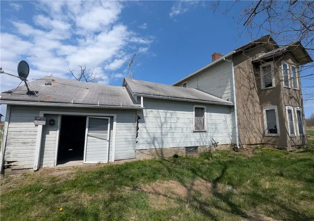 Homes for sale in Canandaigua, NY | 4205 County Road 18, Canandaigua, NY 14424 | MLS# R1678849