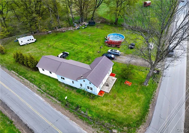 2nd image of 193 Newport Gray Rd, Newport, NY 13416 | MLS# S1678684