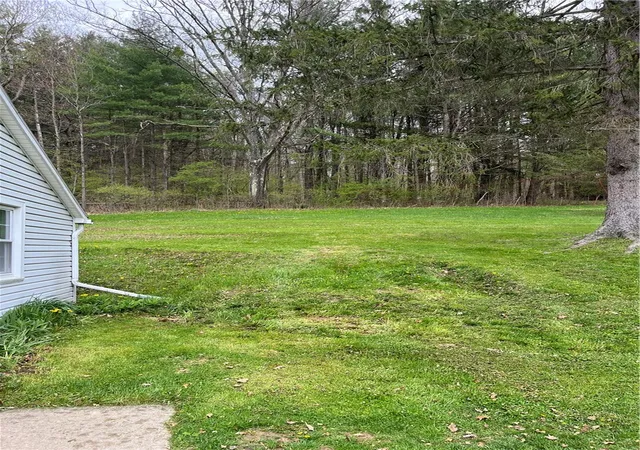 Photo 5 of Single family home for sale at 499 Jerusalem Hl Rd, Elmira, NY 14901 | MLS# R1678865 | Listing updated on 2026-07-28