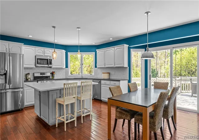 4th image of 180 Curley Dr, Orchard Park, NY 14127 | MLS# B1679018