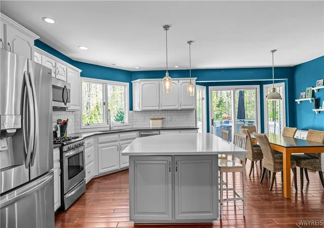 5th image of 180 Curley Dr, Orchard Park, NY 14127 | MLS# B1679018