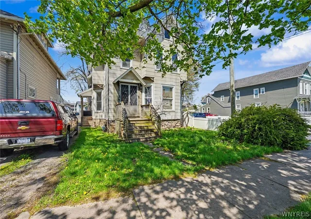 2nd image of 227 Genesee St, Lockport City, NY 14094 | MLS# B1677256
