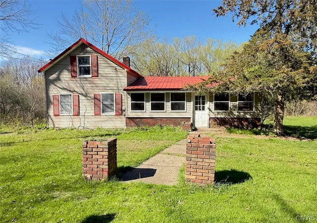 Homes for sale in Sandy Creek, NY | 328 Ouderkirk Rd, Sandy Creek, NY 13142 | MLS# S1676759