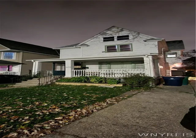 2nd image of 423 14th St, Buffalo, NY 14213 | MLS# B1679270