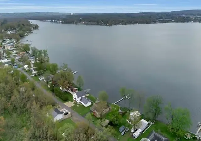 Photo 4 of Sale Pending at 3633 Bell Ave, Jamestown, NY 14701 | MLS# B1678800 | Listing updated on 2026-08-03