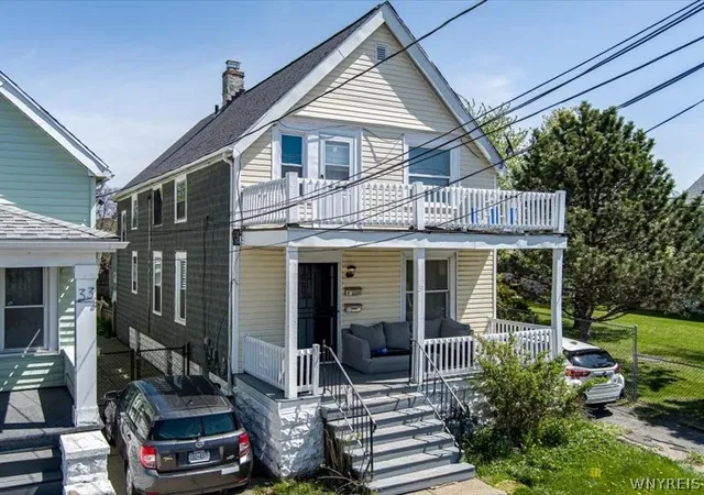 Homes for sale in Buffalo, NY | 31 Ross Ave, Buffalo, NY 14207 | MLS# B1677958