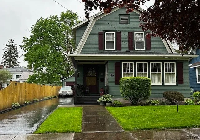 Homes for sale in Oneida, NY | 523 Broad St, Oneida, NY 13421 | MLS# S1671519