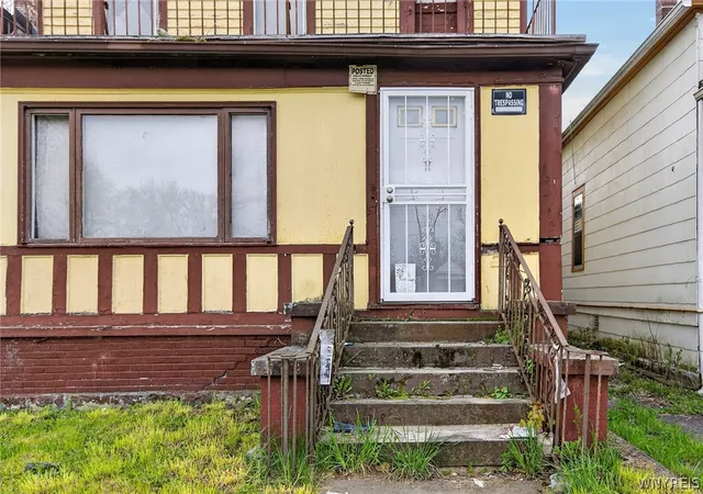 Homes for sale in Buffalo, NY | 57 Inter Park Ave, Buffalo, NY 14211 | MLS# B1678578