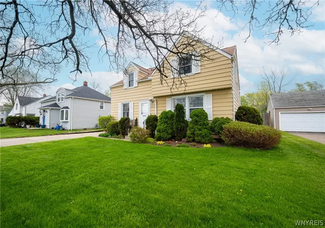 Homes for sale in Amherst, NY | 435 Niagara Falls Blvd, Amherst, NY 14226 | MLS# B1675917
