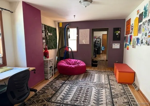 3rd image of 439 Vermont St, Buffalo, NY 14213 | MLS# B1679260