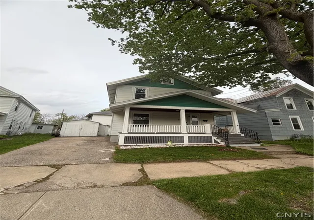 Homes for sale in Rome, NY | 628 W Thomas St, Rome, NY 13440 | MLS# S1679376
