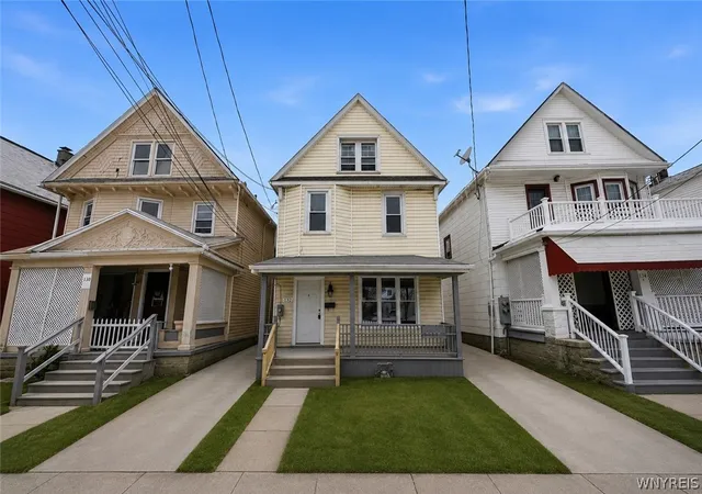 1st image of 132 Ontario St, Buffalo, NY 14207 | MLS# B1679141