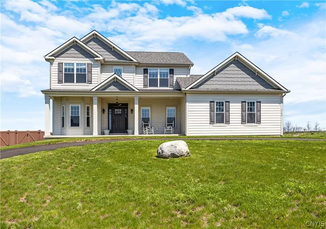 Homes for sale in Lysander, NY | 2100 Harkins Ln, Lysander, NY 13027 | MLS# S1679078