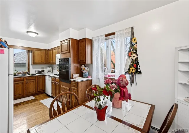 Listing Photo 4 - Condo for sale in building located at 269 Colvin Ave, Buffalo, NY 14216