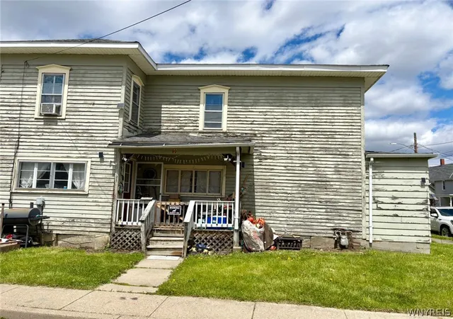 Homes for sale in Hornell, NY | 90 Frank St, Hornell, NY 14843 | MLS# B1679148