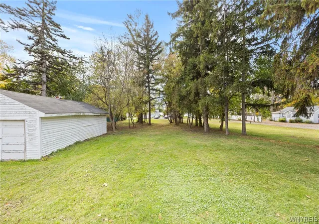 5th image of 2204 River Rd, Niagara Falls, NY 14304 | MLS# B1679406