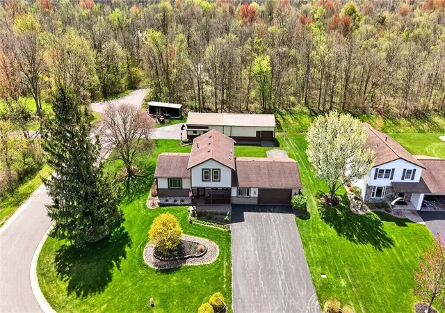 Homes for sale in Clarkson, NY | 41 Woodstock Ln, Clarkson, NY 14420 | MLS# R1678794