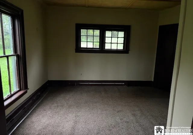 Photo 2 of Single family home for sale at 86 Eagle St, Jamestown, NY 14701 | MLS# R1678902 | Listing updated on 2026-05-06