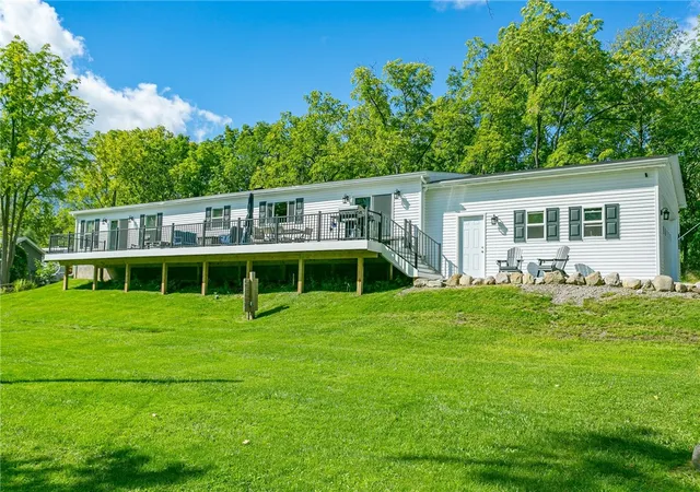 Homes for sale in Canandaigua Town, NY | 4971 Island View Dr, Canandaigua Town, NY 14424 | MLS# R1673661
