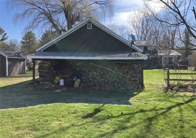 5th image of 1218 Quaker Rd, Somerset, NY 14012 | MLS# R1672067