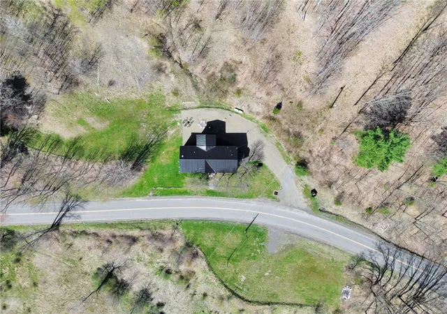 3rd image of 383 County Hwy 45, Hartwick, NY 13348 | MLS# R1676915