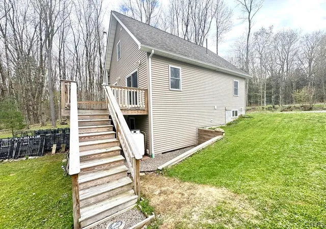 Homes for sale in Amboy, NY | 178 Birmingham Dr, Amboy, NY 13316 | MLS# S1678886