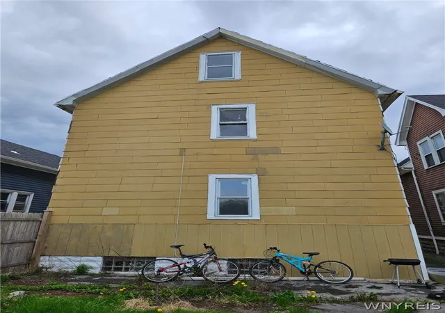 Homes for sale in Buffalo, NY | 62 Edison Ave, Buffalo, NY 14215 | MLS# B1679070