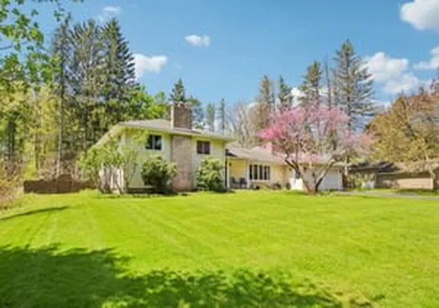 50th image of 44 Crescent Hill Rd, Pittsford, NY 14534 | MLS# R1678822