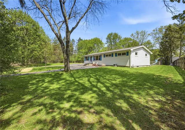 Homes for sale in Geneva Town, NY | 3731 County Road 6, Geneva Town, NY 14456 | MLS# R1679507
