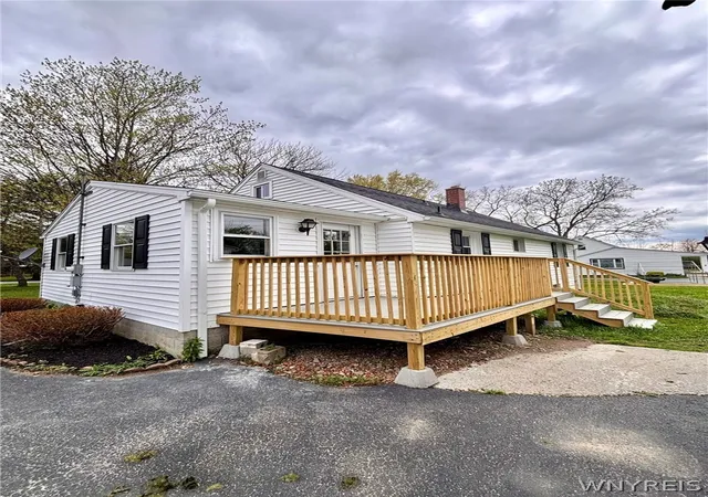 2nd image of 171 S Blossom Rd, Elma, NY 14059 | MLS# B1679481