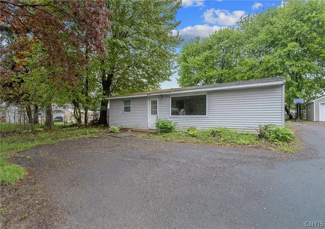 2nd image of 103 Stinson St, Syracuse, NY 13209 | MLS# S1679594
