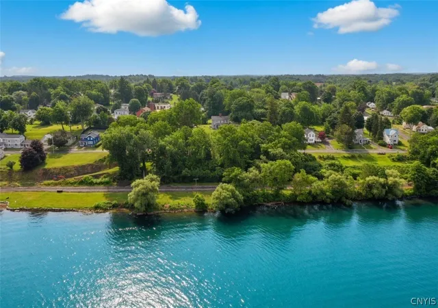 Photo 2 of Single family home for sale at 6188 Lake St, Cayuga, NY 13034 | MLS# S1676564 | Listing updated on 2026-06-15