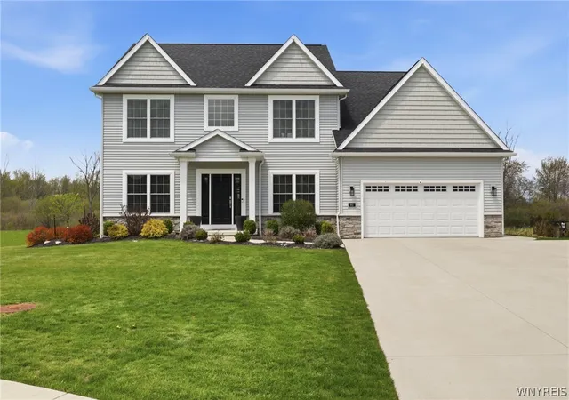 Homes for sale in Grand Island, NY | 85 Windham Ct, Grand Island, NY 14072 | MLS# B1679192