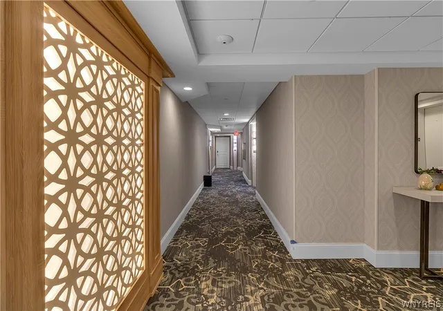 2nd image of 40 Waterfront Cir #401, Buffalo, NY 14202 | MLS# B1679422