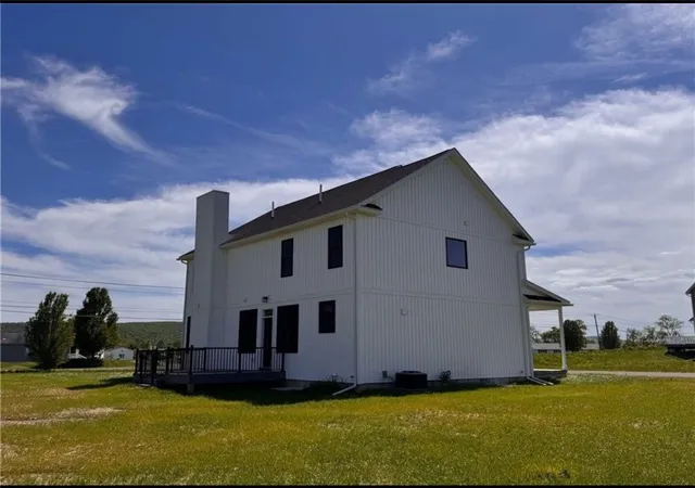 Homes for sale in Big Flats, NY | 22 Keller Dr, Big Flats, NY 14845 | MLS# R1679144